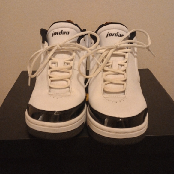 Jordan Big Fund Premium (Metallic Gold) Size 11 - Picture 3 of 6